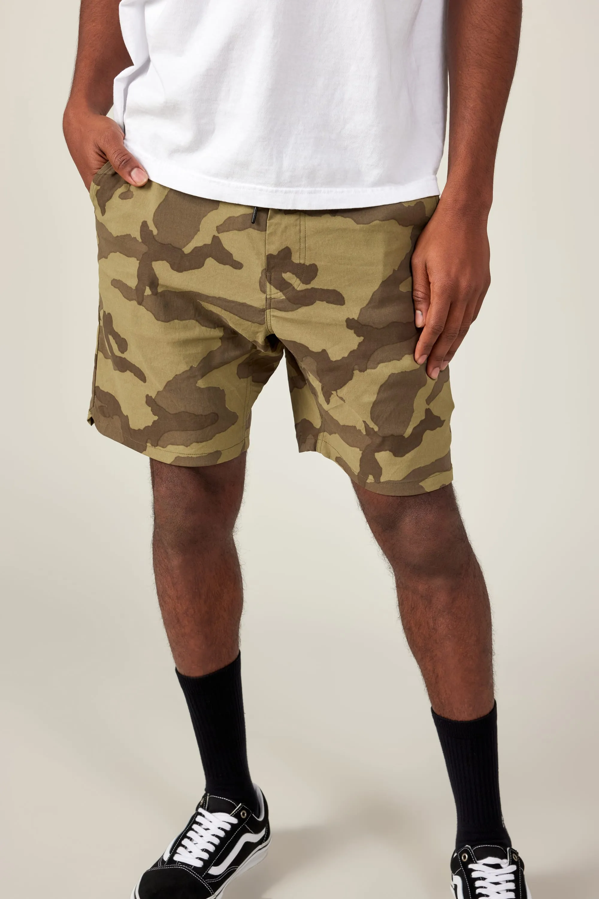 686 Men's Everywhere Featherlight Chino Short