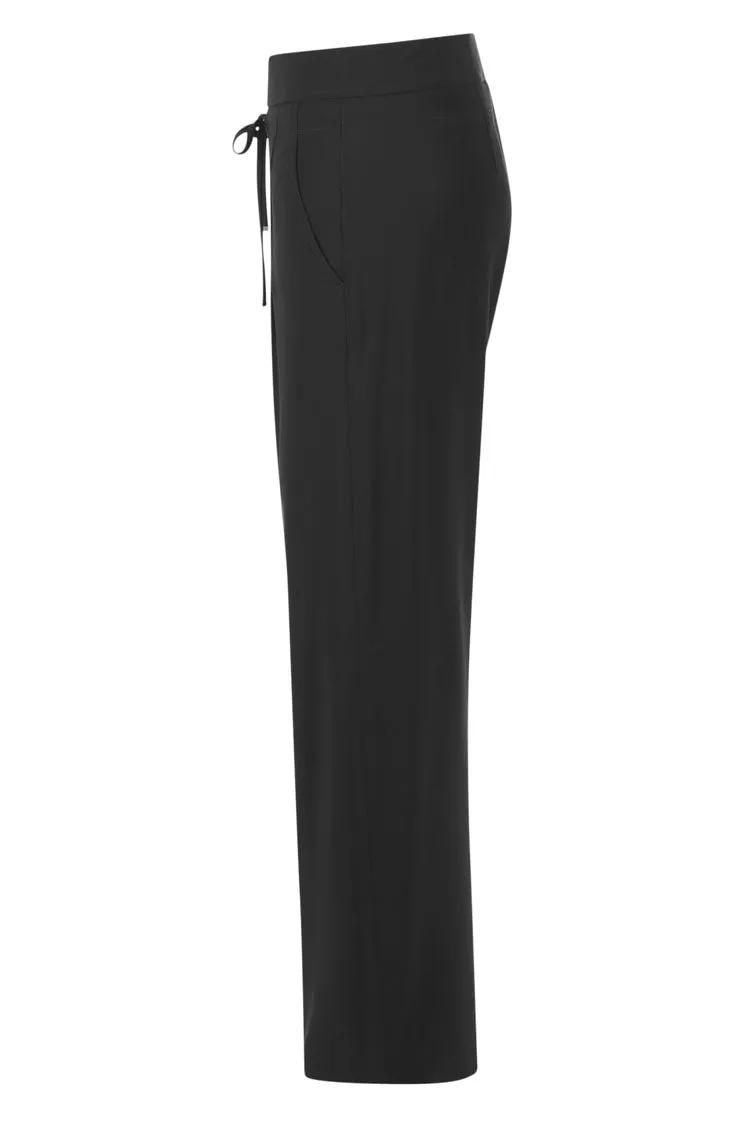 Candice Straight Pant in Black